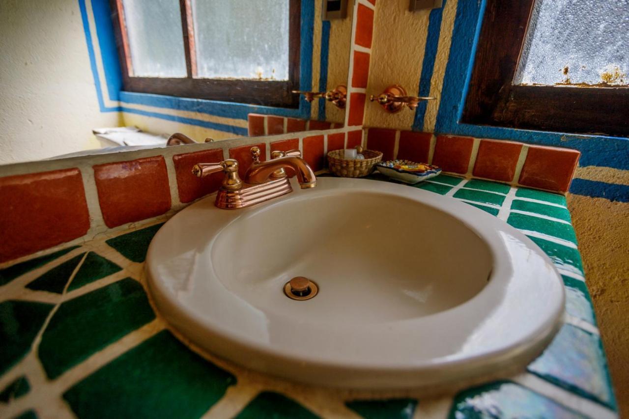 Lago Sol Hotel&Suites Tzintzuntzán Zewnętrze zdjęcie