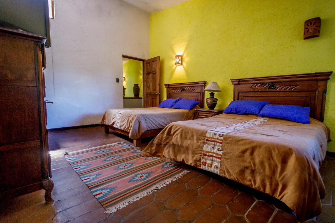 Lago Sol Hotel&Suites Tzintzuntzán Zewnętrze zdjęcie
